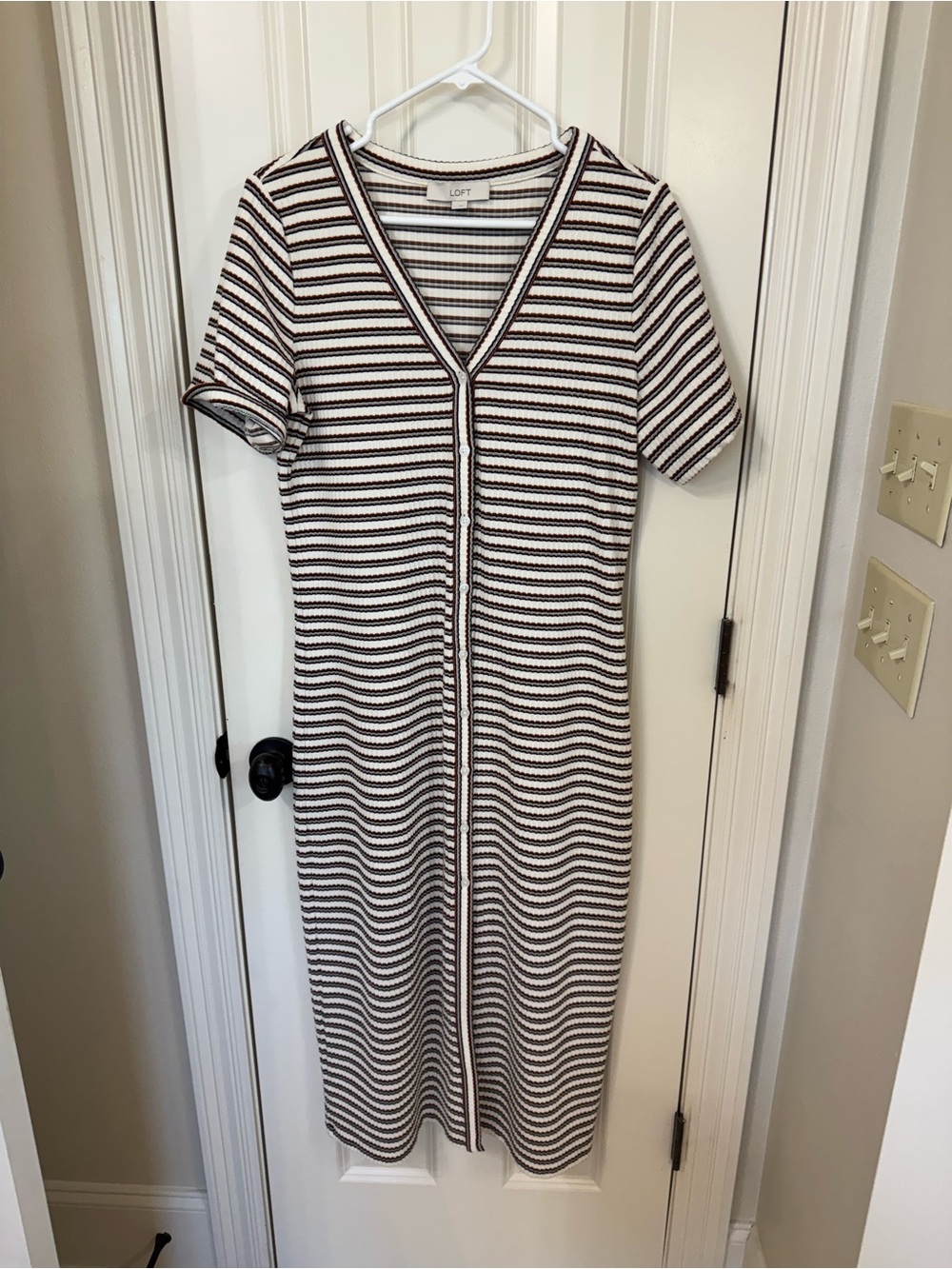 LOFT White and Brown Striped V-Neck Short Sleeve Midi Dress
